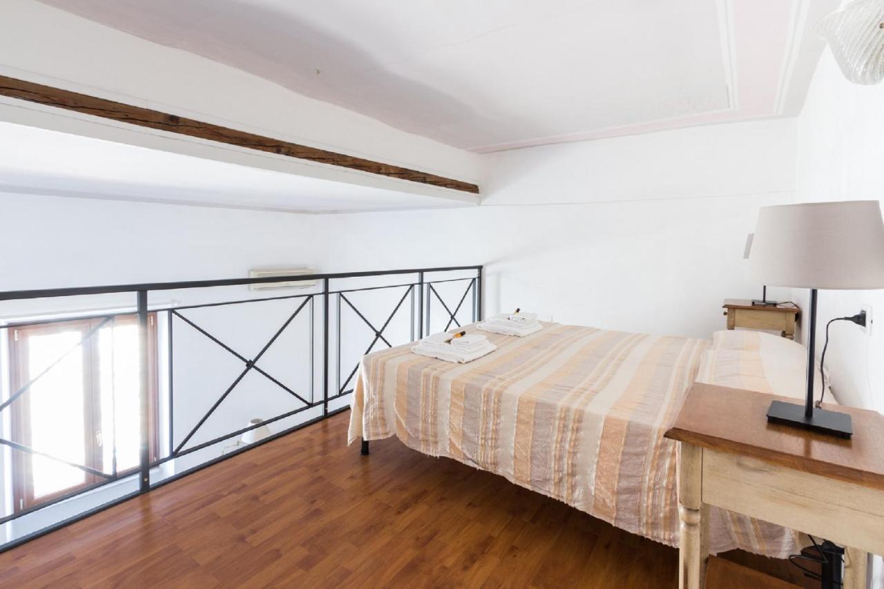 Sunny Apartment Navona Square Рим Экстерьер фото
