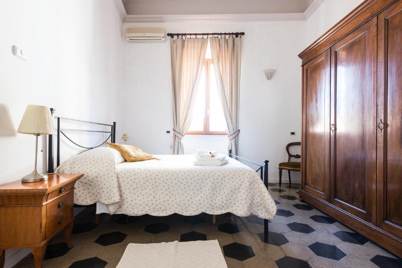 Sunny Apartment Navona Square Рим Экстерьер фото